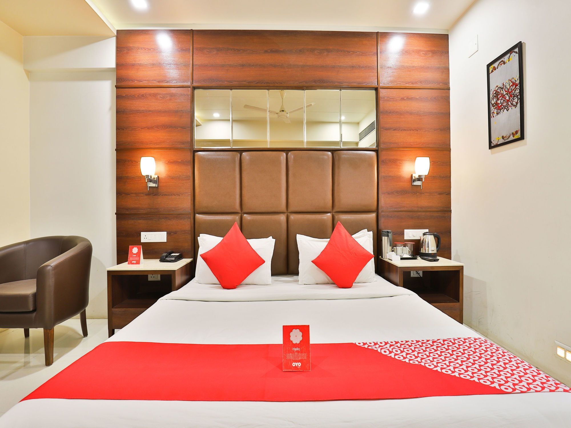 Oyo 13253 The Grand Vinayak Hotel Ahmedabad Exterior foto